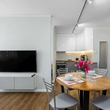 Jednosci Narodowej By Renters *