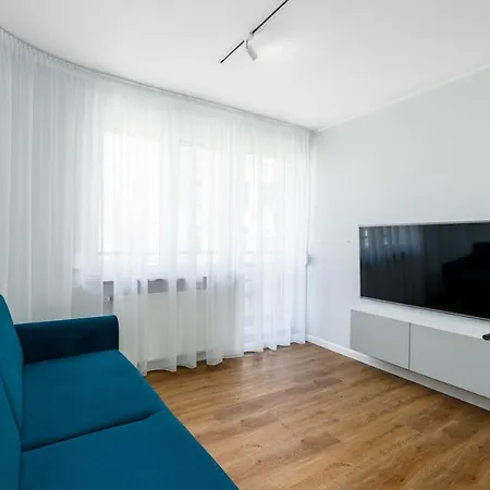 Jednosci Narodowej By Renters Apartment *