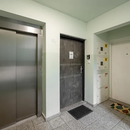 Jednosci Narodowej By Renters